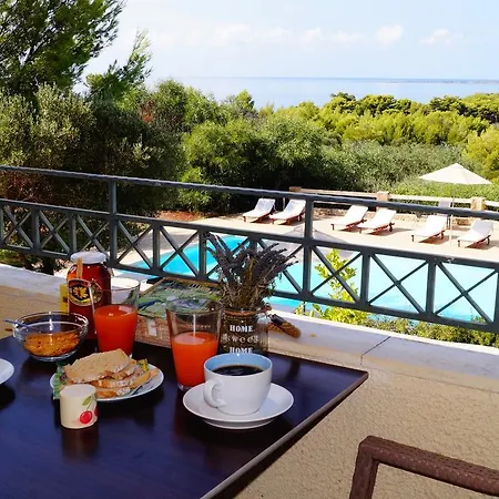 Belvista Luxury 3* أرغوستولي