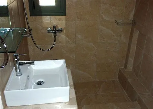 Belvista Luxury 3* 阿尔戈斯托利翁